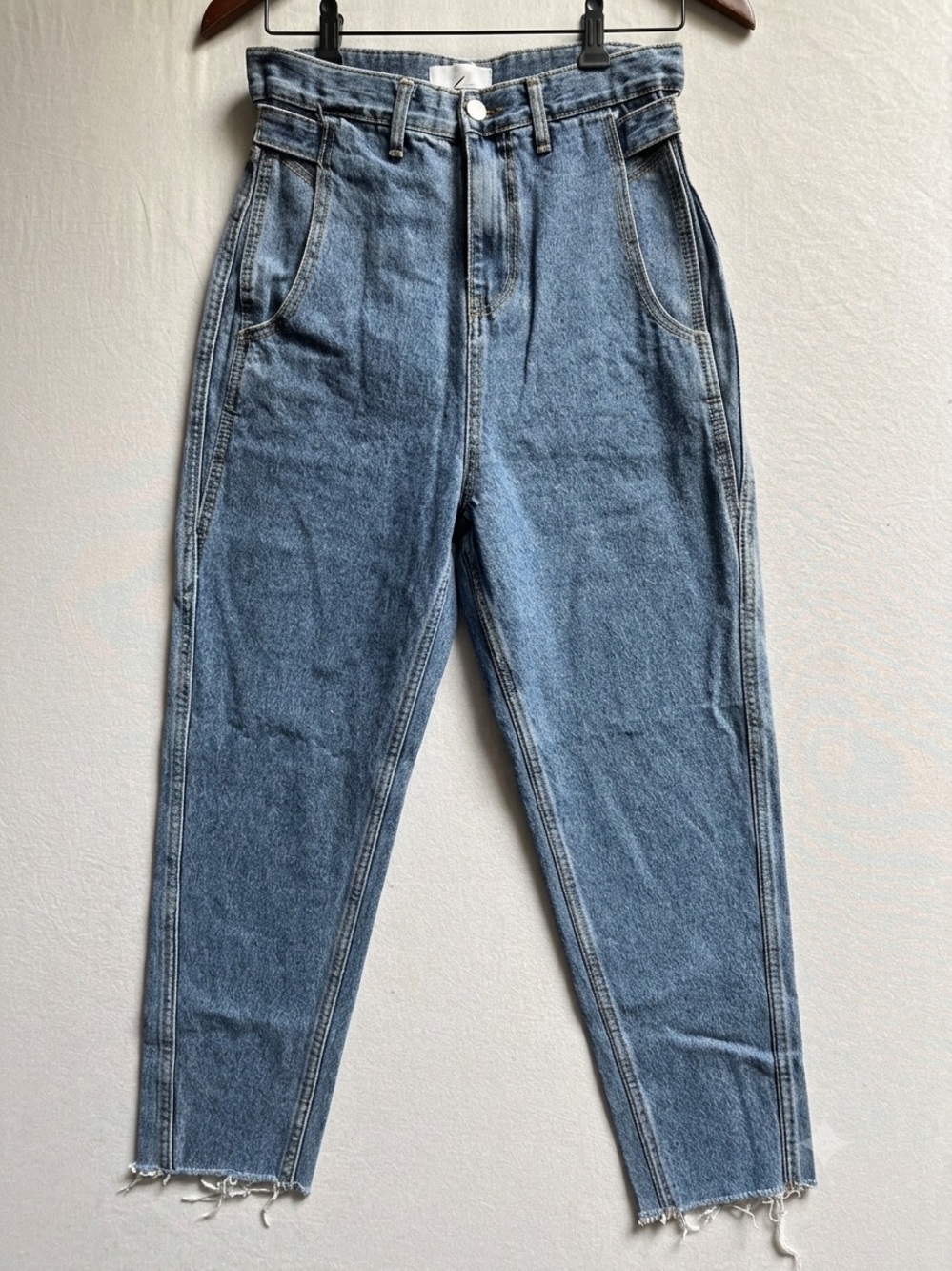 Oak and Fort High-Waist Light Blue Tapered Jeans Size S NWT Front Seams Raw Hem